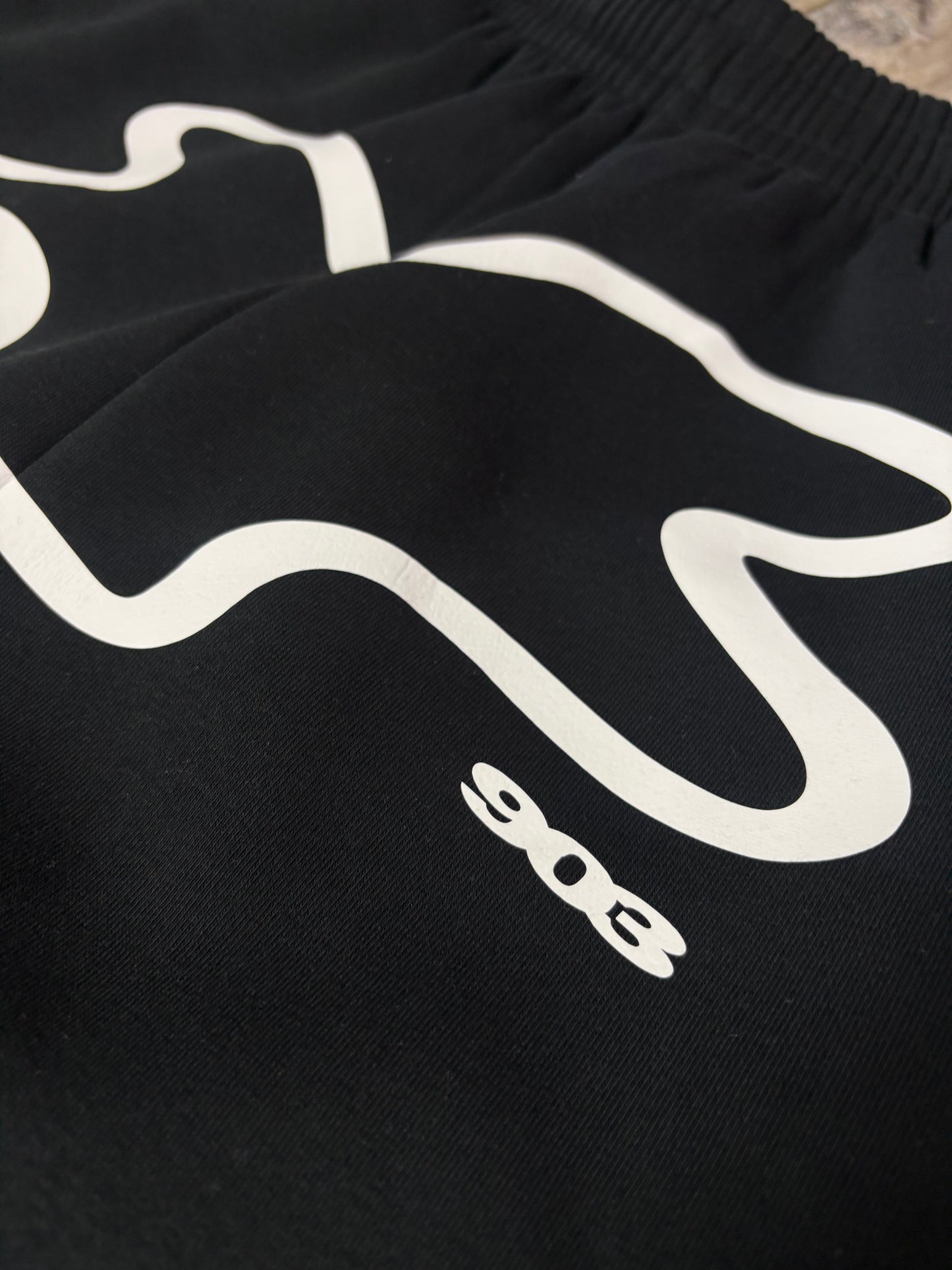 BLCK SWEATS STAIN MAN