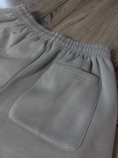 ASH SWEATS STAIN GIRL